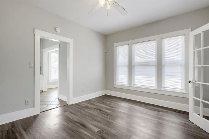 520 E Day Street, Denison TX 75021 - Photo 6