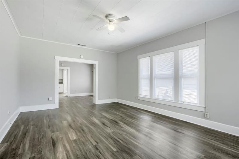 520 E Day Street, Denison TX 75021 - Photo 5