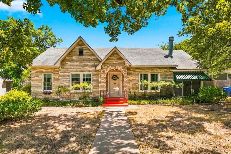 2616 Pine Avenue, Waco TX 76708 - Photo 2