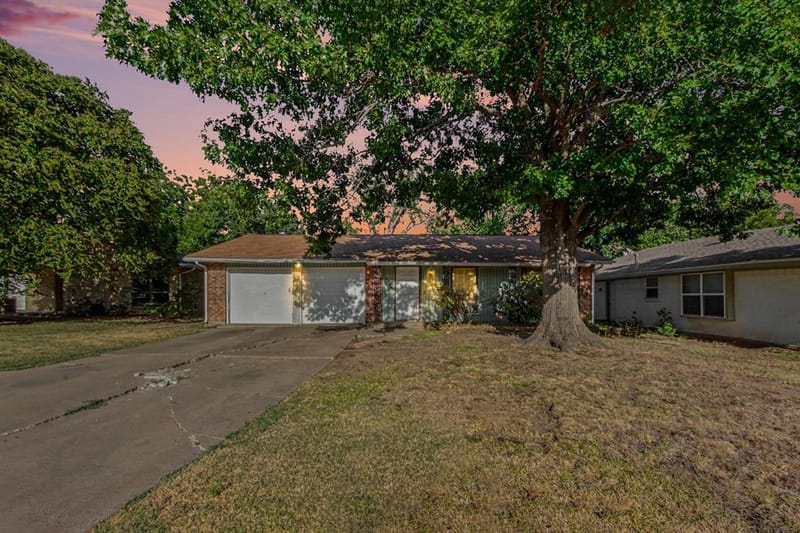 3432 Whippoorwill Lane, Irving TX 75062