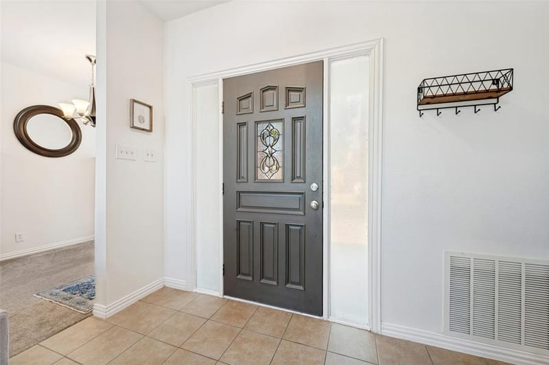 221 Cimarron Trail # 2, Irving TX 75063 - Photo 3