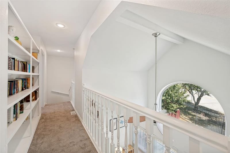 221 Cimarron Trail # 2, Irving TX 75063 - Photo 15
