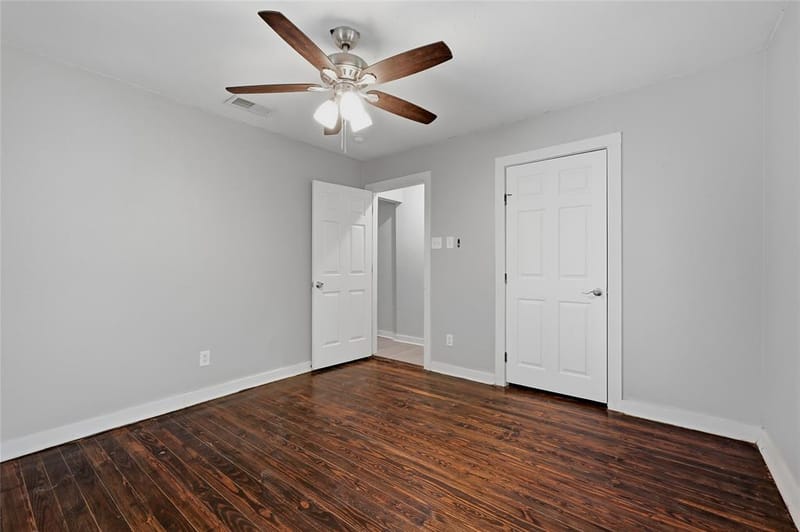 215 W Walker Street, Denison TX 75020 - Photo 18