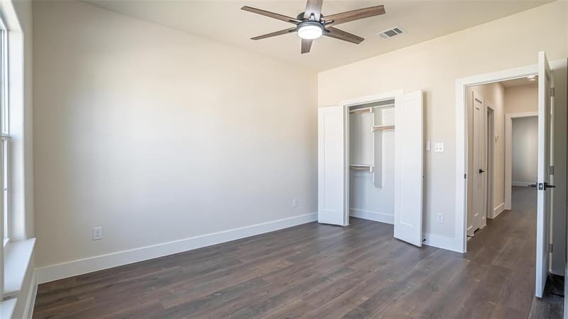 5702 Barkridge Drive, Granbury TX 76048 - Photo 32