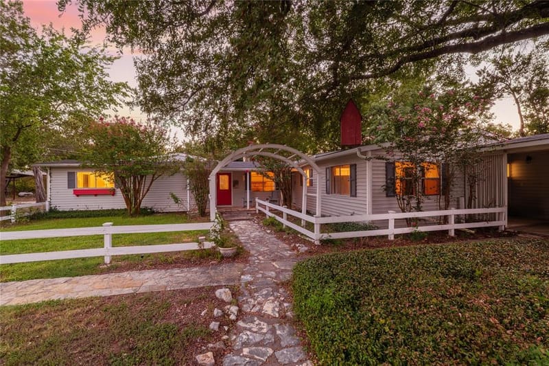 279 County Road 1710, Clifton TX 76634 - Photo 2