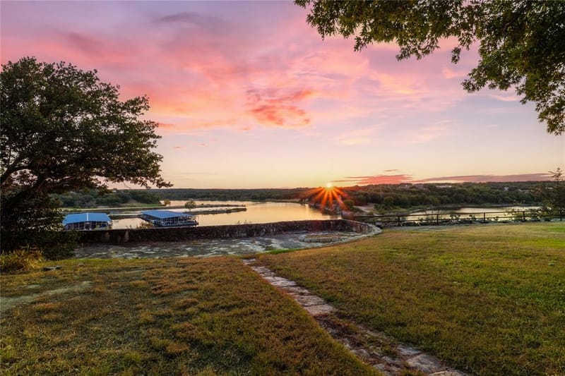 279 County Road 1710, Clifton TX 76634 - Photo 4