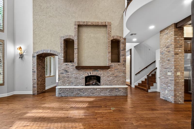 701 W Walcott Street, Pilot Point TX 76258 - Photo 20