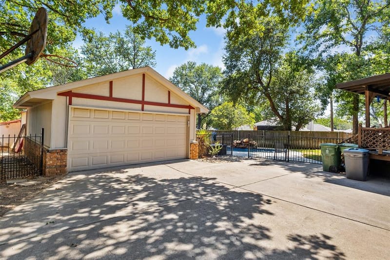 4219 Pleasant Oaks Court, Arlington TX 76016 - Photo 26