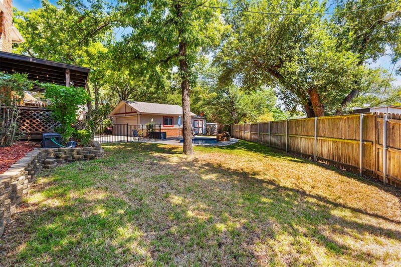 4219 Pleasant Oaks Court, Arlington TX 76016 - Photo 29