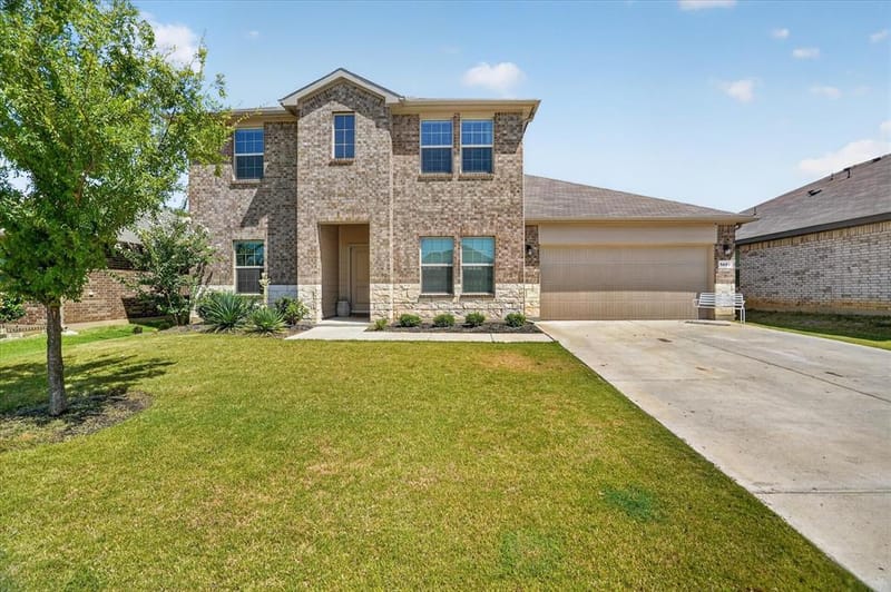 1425 Bennett Drive, Burleson TX 76028