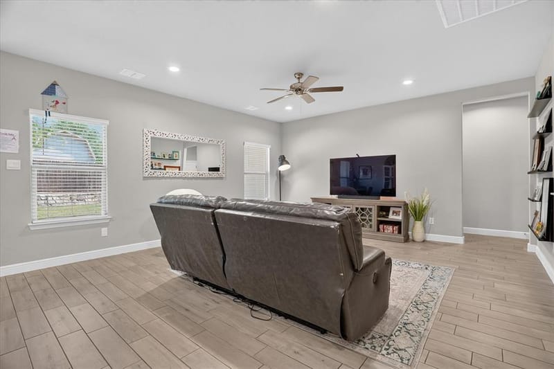 1425 Bennett Drive, Burleson TX 76028 - Photo 11
