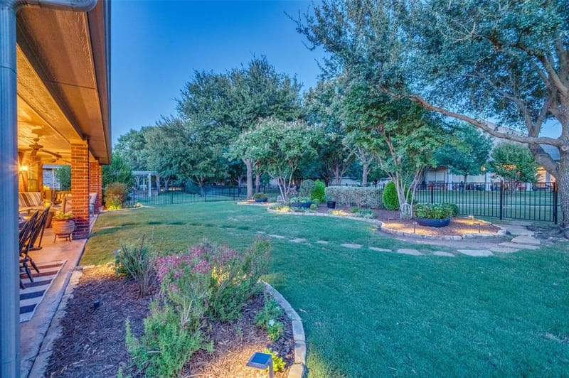 8901 Crestview Drive, Denton TX 76207 - Photo 27