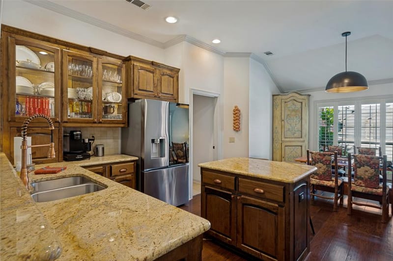 8901 Crestview Drive, Denton TX 76207 - Photo 7