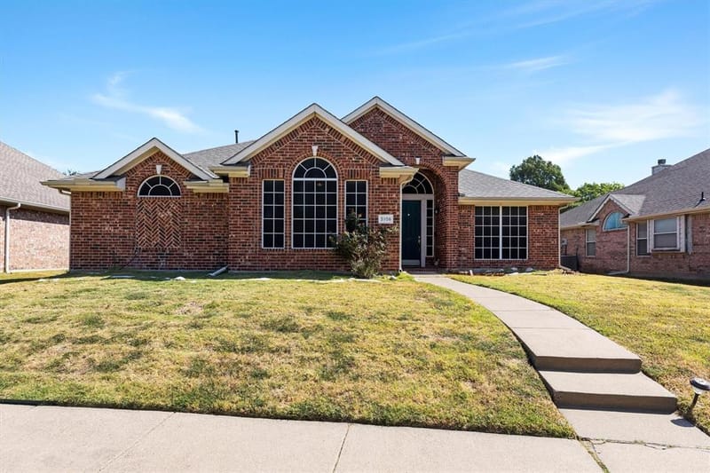 3106 Pecan Meadow Drive, Garland TX 75040 - Photo 3