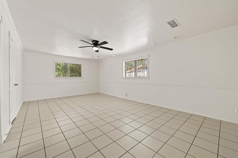215 Johnson Drive, Duncanville TX 75116 - Photo 7