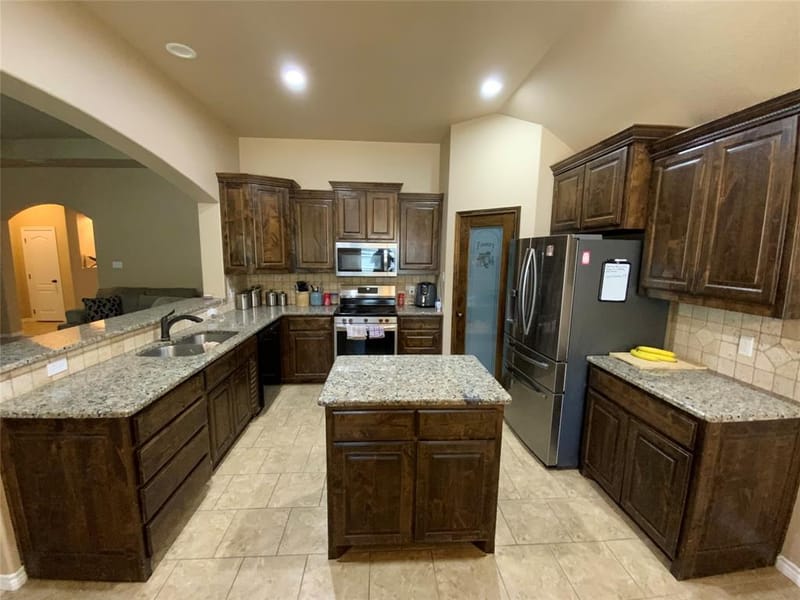1211 Butterfield Street, Bridgeport TX 76426 - Photo 6