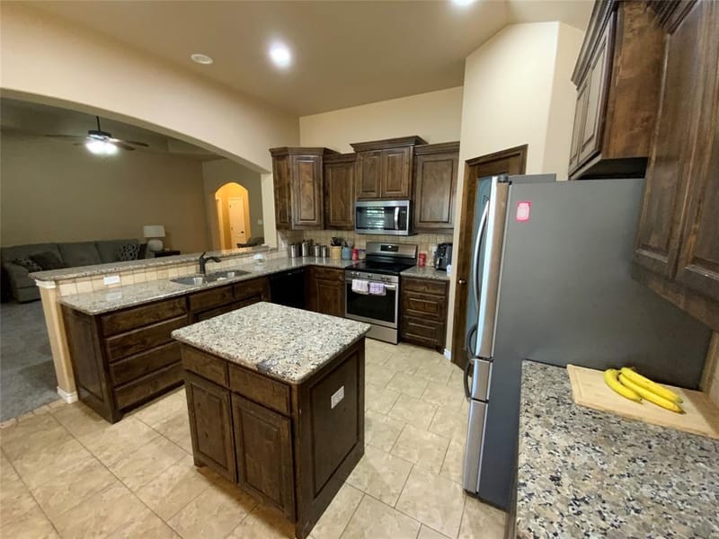 1211 Butterfield Street, Bridgeport TX 76426 - Photo 7