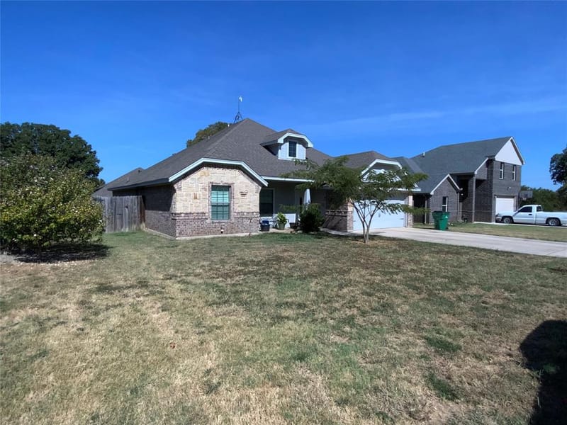 1211 Butterfield Street, Bridgeport TX 76426