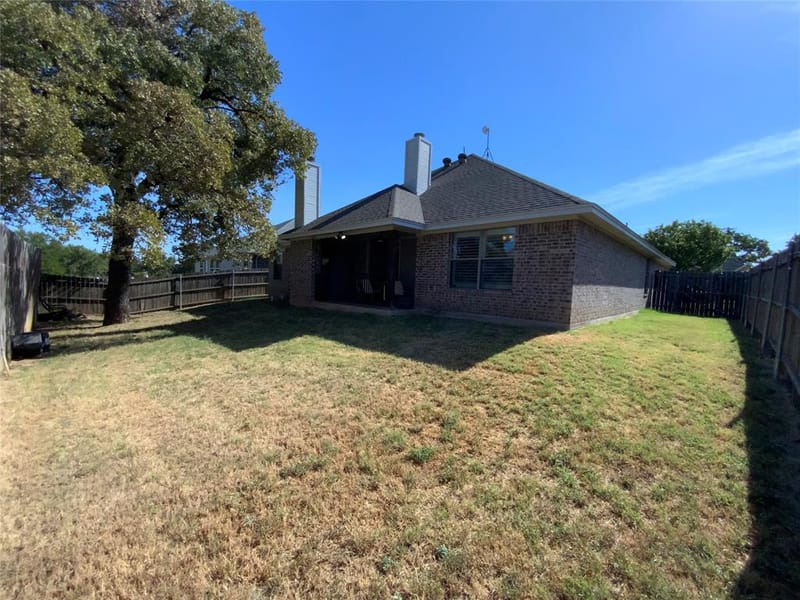 1211 Butterfield Street, Bridgeport TX 76426 - Photo 10