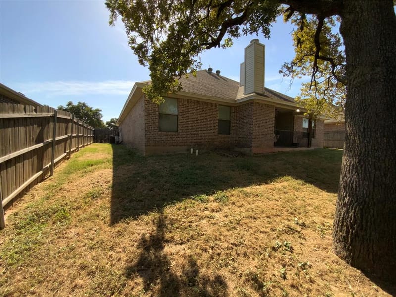 1211 Butterfield Street, Bridgeport TX 76426 - Photo 14