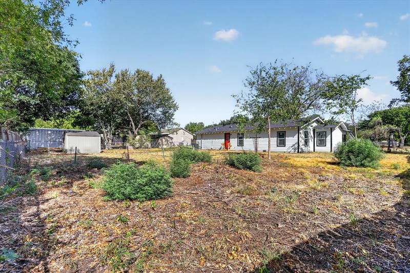 613 W Main Street, Crowley TX 76036 - Photo 26
