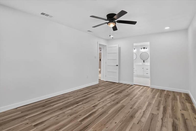 613 W Main Street, Crowley TX 76036 - Photo 14