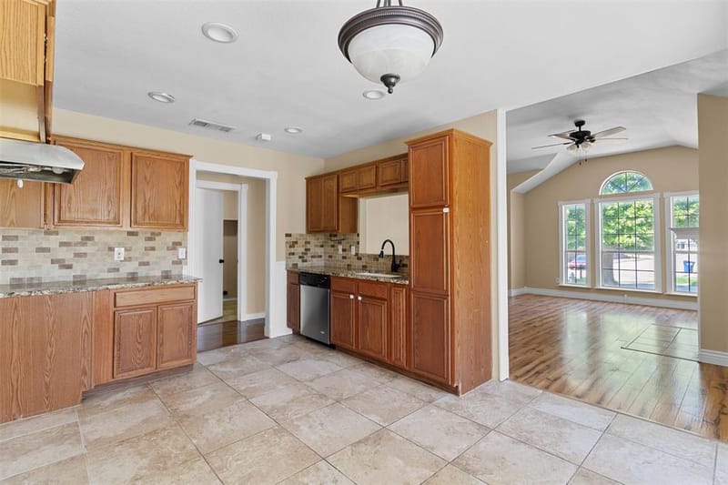 1422 Misty Meadow Drive, Midlothian TX 76065 - Photo 8