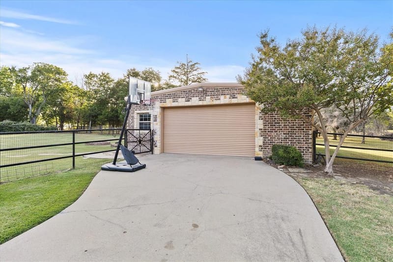 330 Cattlemans Trail, Royse City TX 75189 - Photo 36