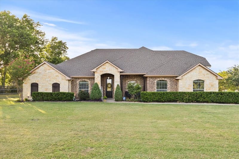 330 Cattlemans Trail, Royse City TX 75189 - Photo 5