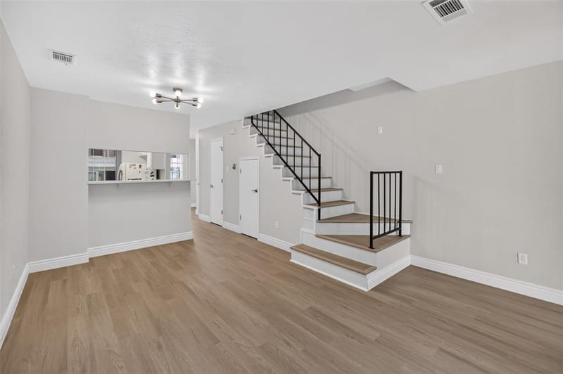 621 Carriagehouse Lane # 8F, Garland TX 75040 - Photo 13