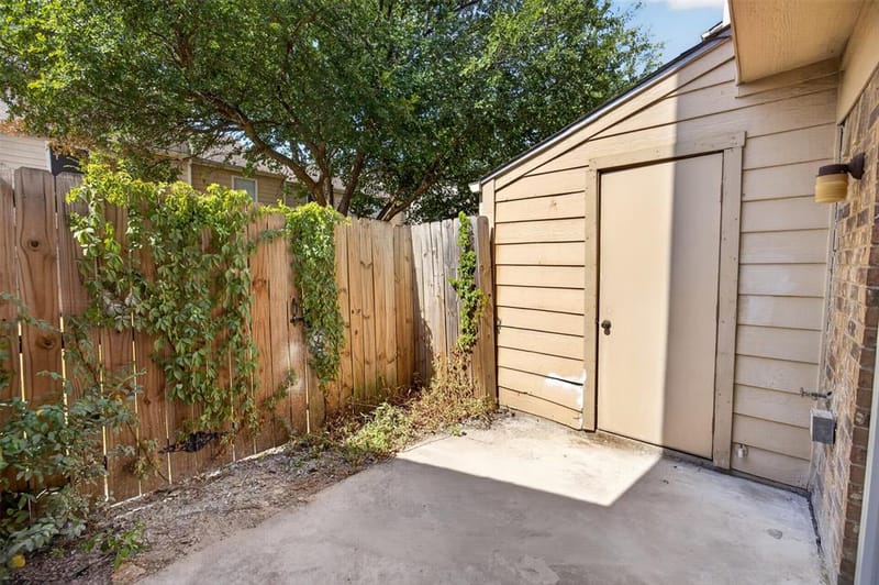 621 Carriagehouse Lane # 8F, Garland TX 75040 - Photo 25
