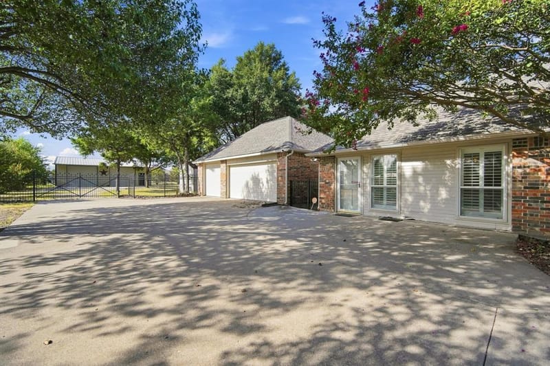 1212 N Creek Circle, Waxahachie TX 75165 - Photo 27
