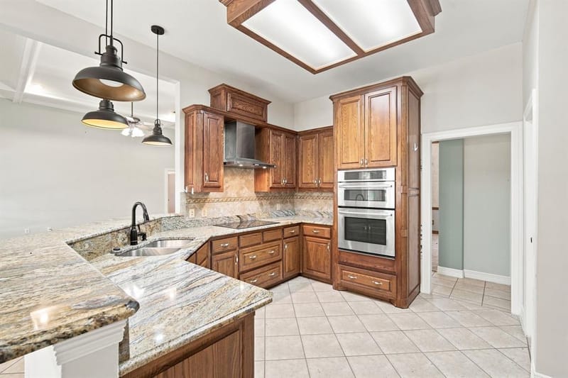 1212 N Creek Circle, Waxahachie TX 75165 - Photo 8