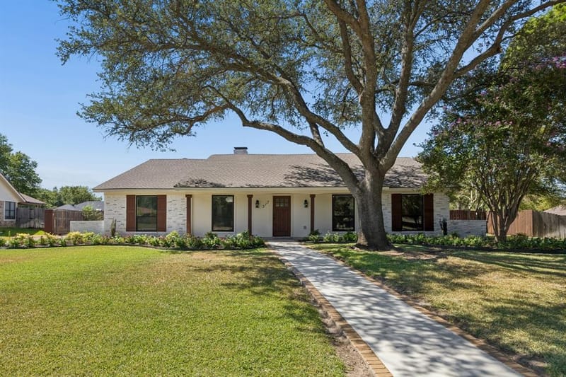 317 Pebble Knoll, Highland Village TX 75077