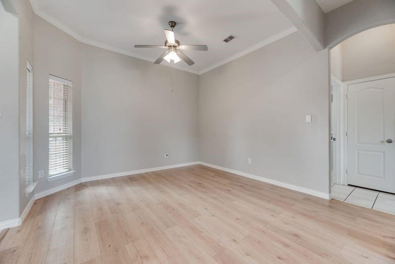 1517 White Willow Lane, Arlington TX 76002 - Photo 8