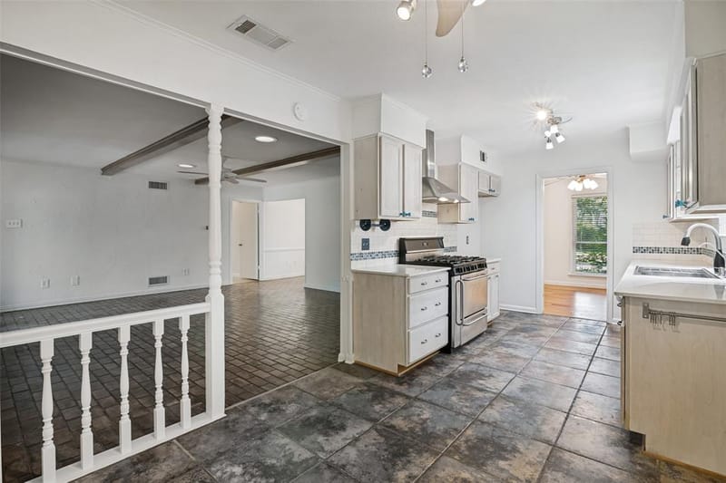 916 Loganwood Avenue, Richardson TX 75080 - Photo 11