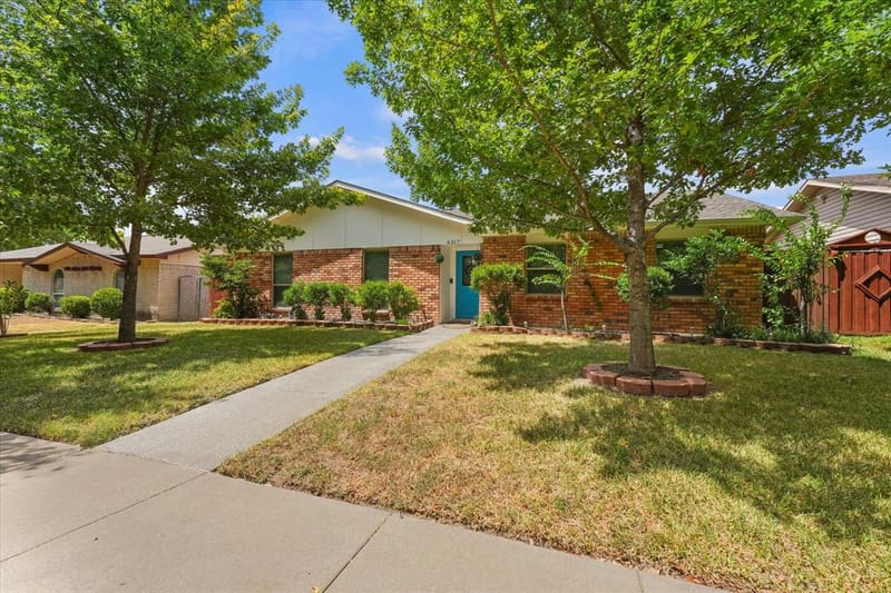 6317 Briar Knoll Drive, Garland TX 75043 - Photo 23