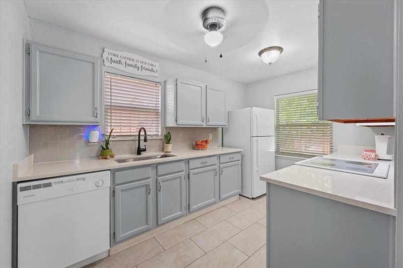 6317 Briar Knoll Drive, Garland TX 75043 - Photo 7