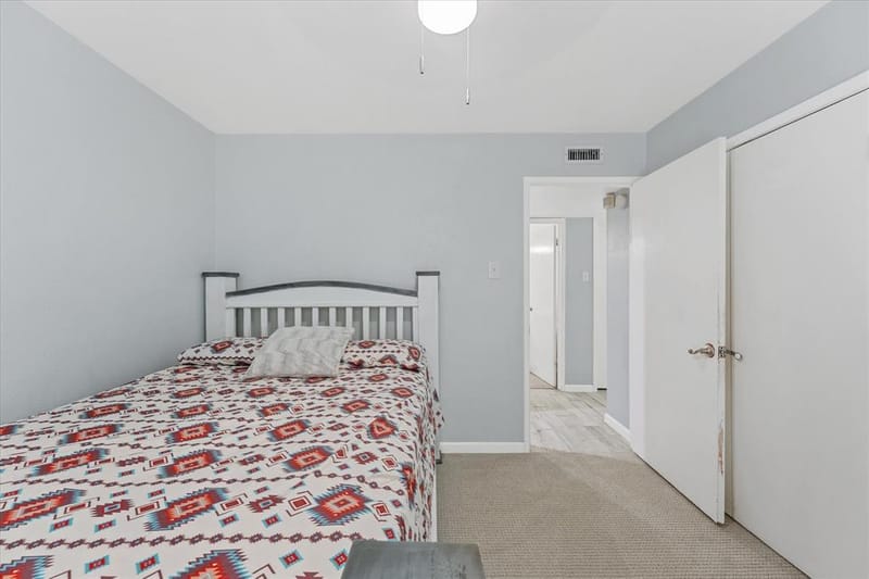 6317 Briar Knoll Drive, Garland TX 75043 - Photo 15