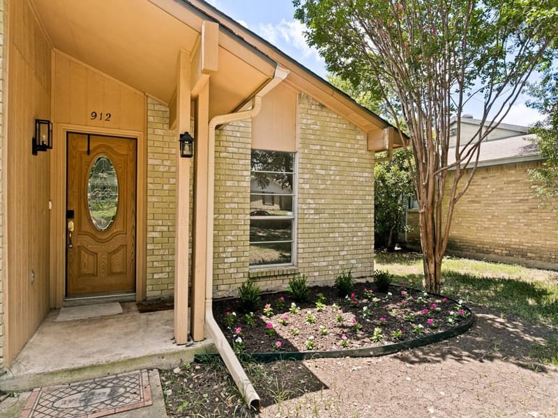 912 Whitehall Drive, Plano TX 75023 - Photo 2