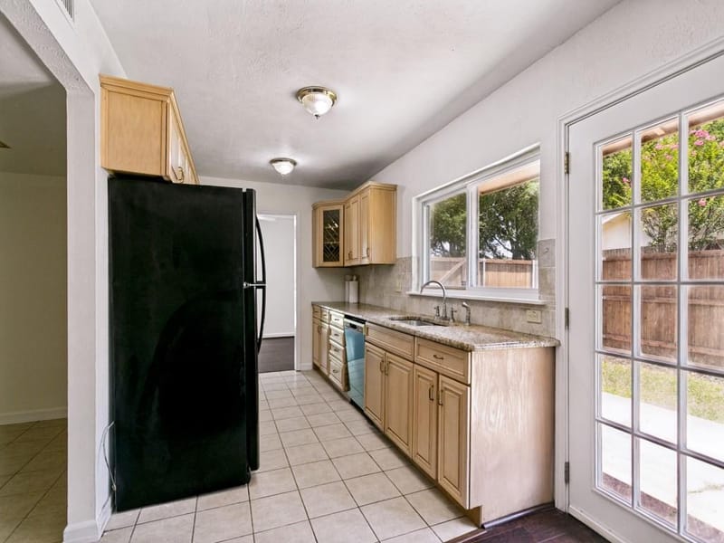 912 Whitehall Drive, Plano TX 75023 - Photo 11