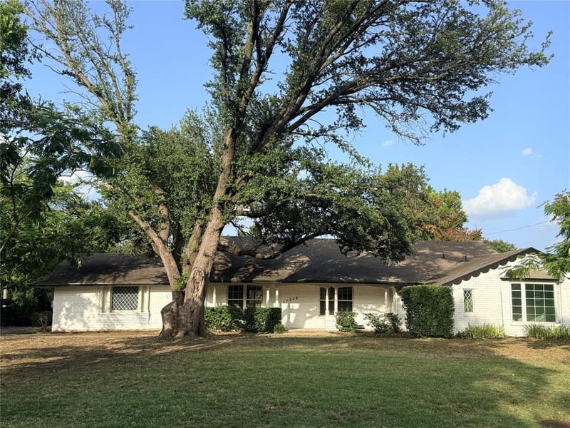 11308 Valleydale Drive, Dallas TX 75230
