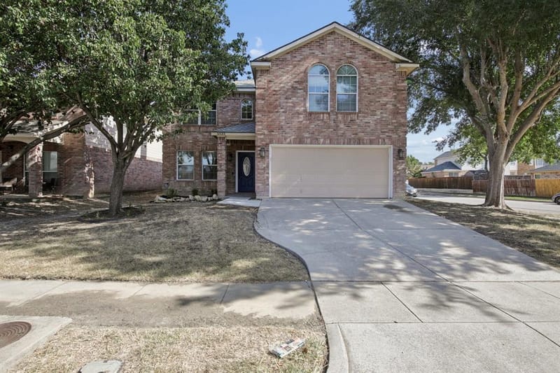 5533 Spring Ridge Drive, Watauga TX 76137