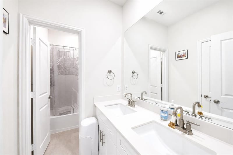 11517 Brompton Drive, Frisco TX 75035 - Photo 17