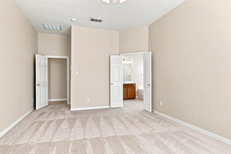 9125 Chardin Park Drive, Fort Worth TX 76244 - Photo 24
