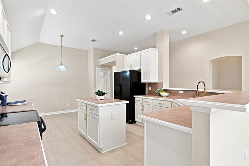 9125 Chardin Park Drive, Fort Worth TX 76244 - Photo 19