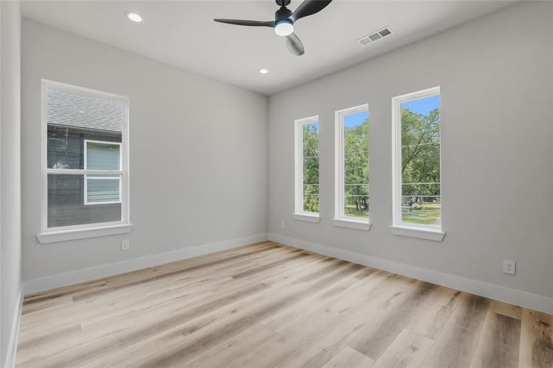 3914 Harlingen Street, Dallas TX 75212 - Photo 33