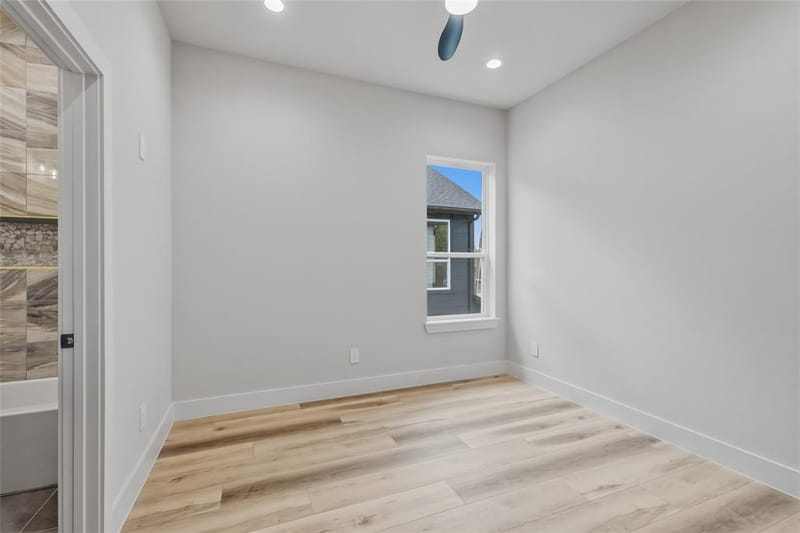 3914 Harlingen Street, Dallas TX 75212 - Photo 29