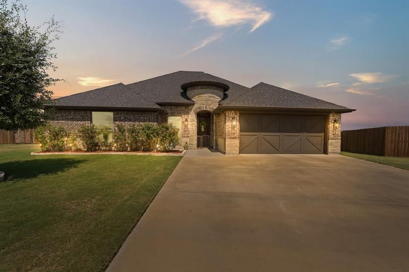 103 Nolan River Run, Godley TX 76044