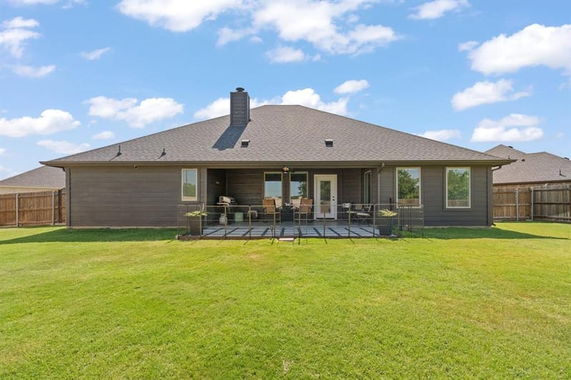 103 Nolan River Run, Godley TX 76044 - Photo 33